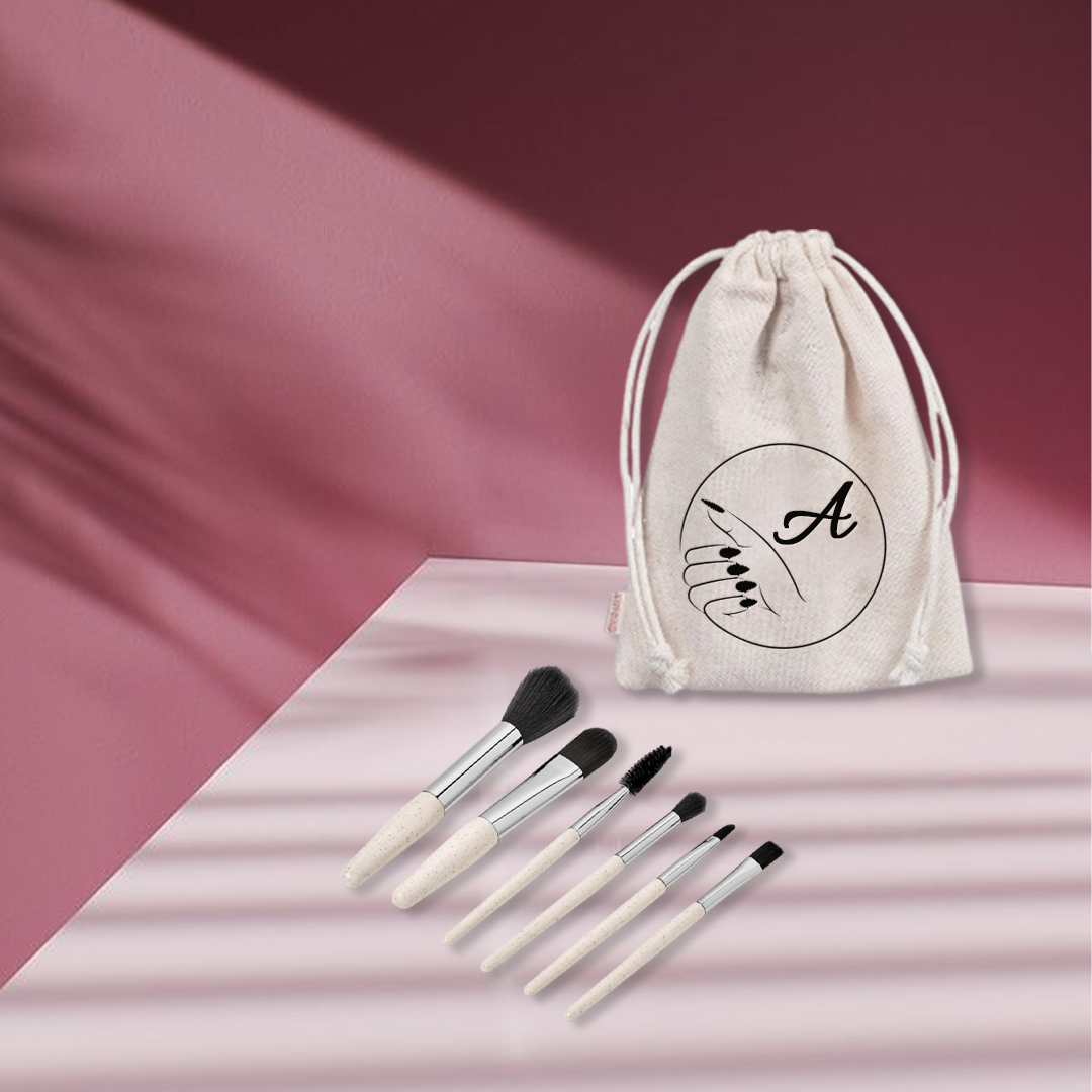 Glamour Makeup Brushes - Hand Art + Name