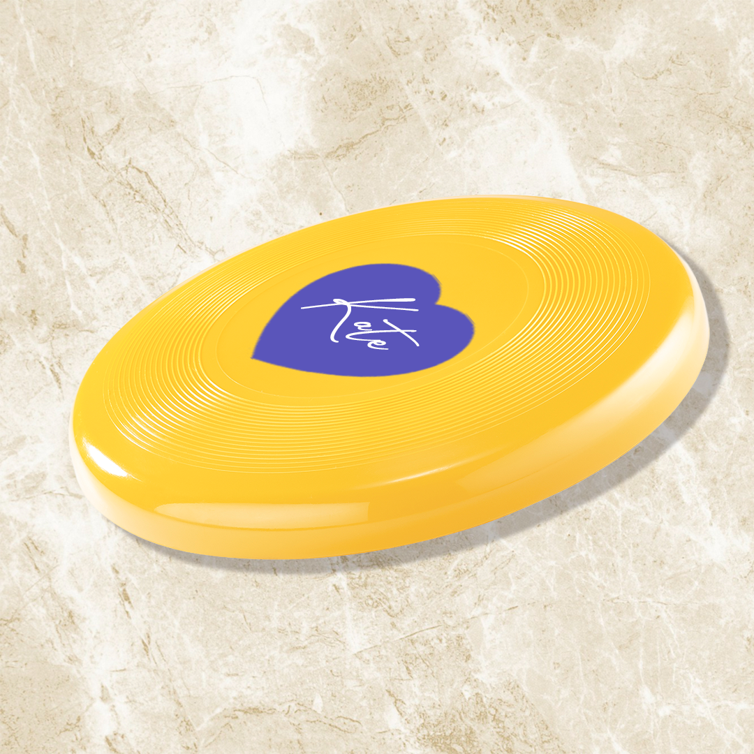 Outdoor Frisbee - Name + Heart