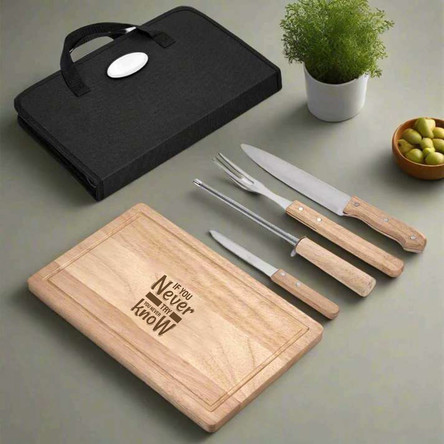 Personalised Oakwood 5-Piece Braai & Carving Set - try & Know