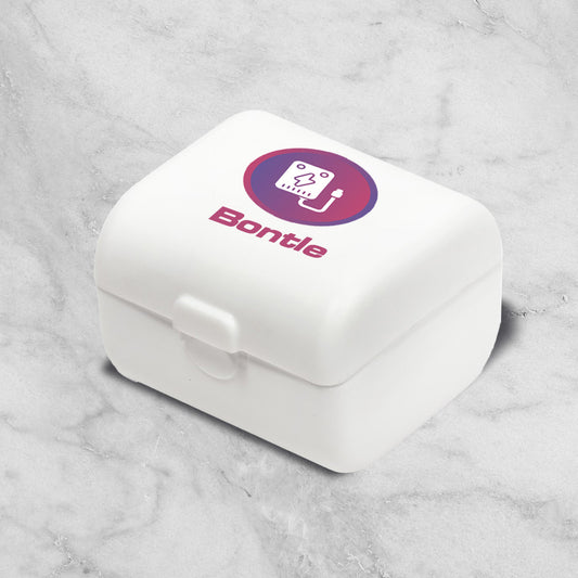 GlobeTrekker Universal Travel Adapter-Name